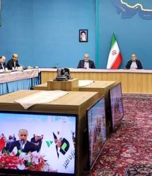 پزشکیان: سرعت ساخت نیروگاه‌های خورشیدی افزایش یابد