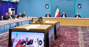 پزشکیان: سرعت ساخت نیروگاه‌های خورشیدی افزایش یابد