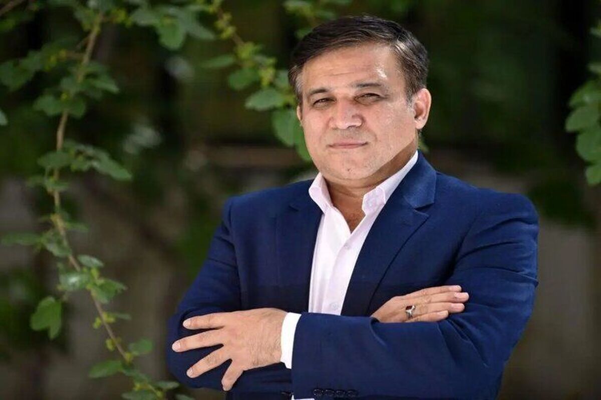 توضیح تاجرنیا بابت حضور در رختکن استقلال