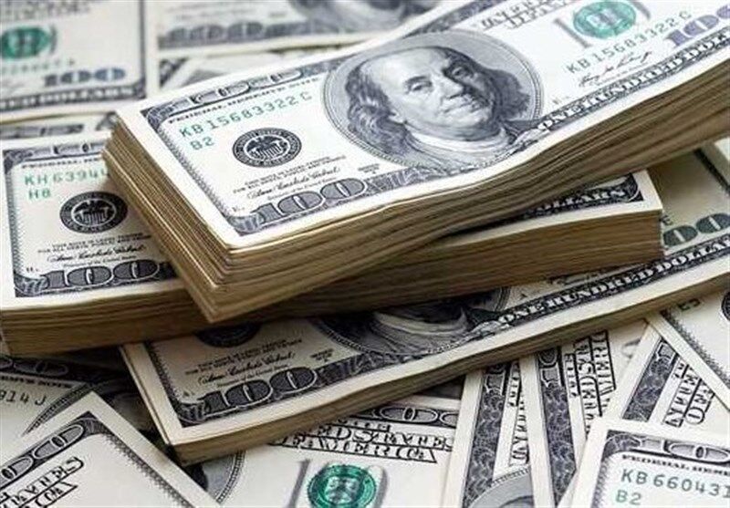 سقوط آزاد نرخ دلار در بازار روز سه شنبه 1 خرداد
