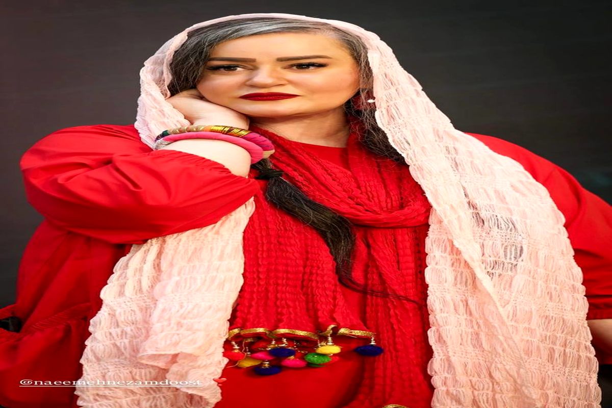 نعیمه نظام‌دوست سر و سنگین با موهای جو گندمی/ عکس