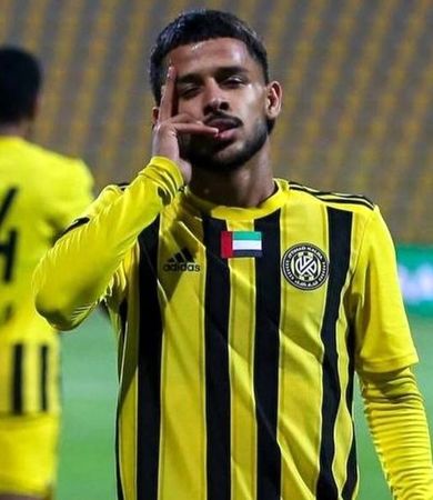 مهدی قایدی با پیرژامه در دوبی!