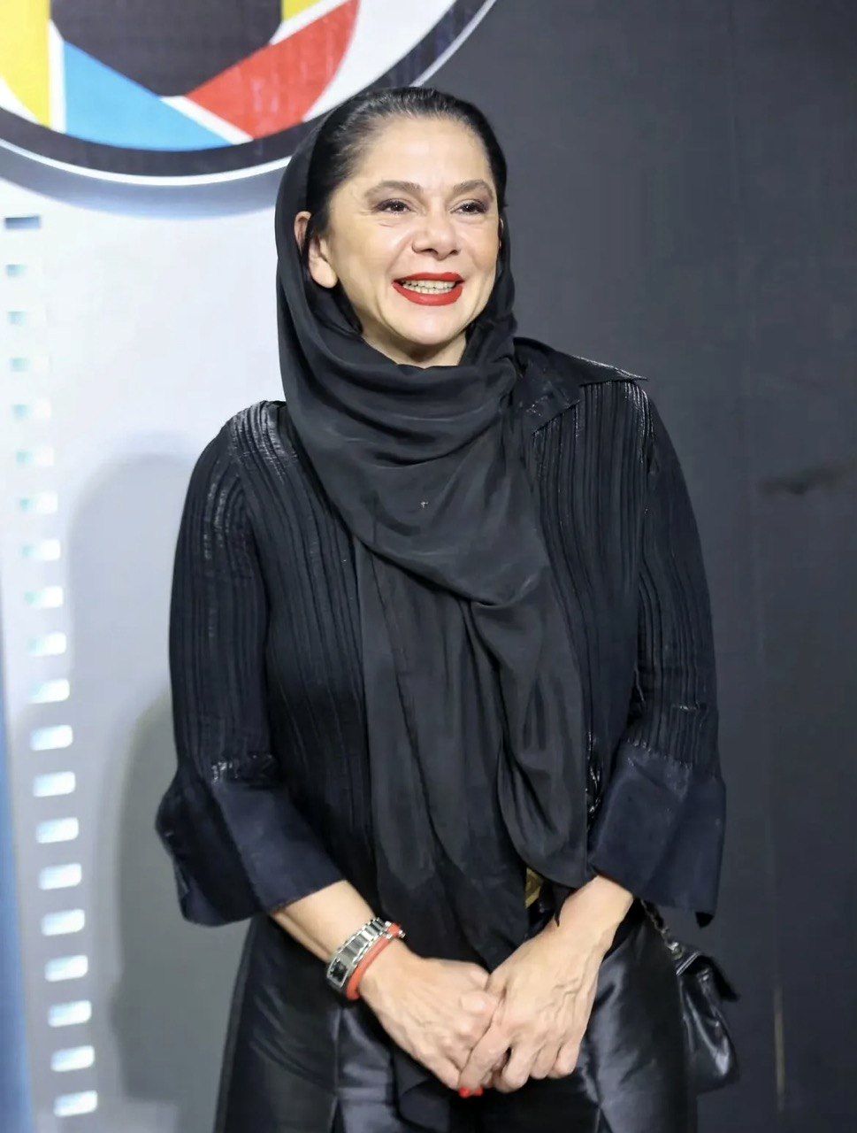 استایل ساده مستانه مهاجر در یک مراسم