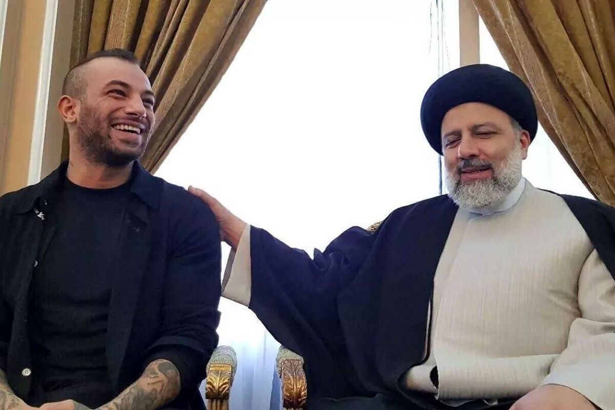 تتلو را کنار رئیسی نشاندید و شجریان را خانه‌نشین کردید!