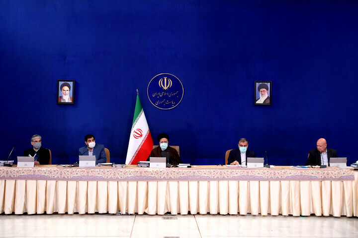 تغییر ناگهانی مقررات و رویه های اقتصادی ممنوع