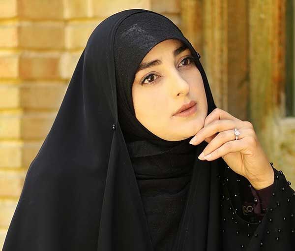 ژست عاشقانه زوج مشهور تلویزیون در یک قاب