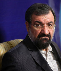 ملت ایران به آمریکا و اسرائیل می‌گویند، پرچم ایران پایین نمی‌آید