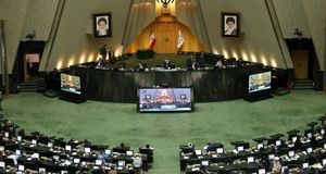 نماینده مجلس: مهریه دینی به گردن مرد است و تا آخر باید پرداخت شود