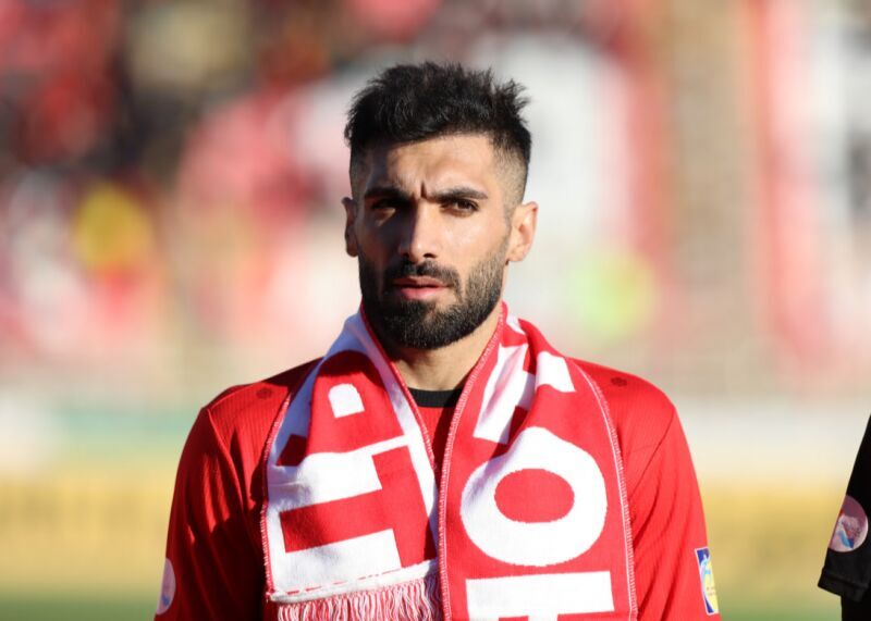 بیرانوند از خرید جدید پرسپولیس رونمایی کرد؛ آقاسی سرخپوش شد!