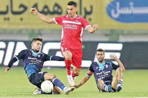 ۷بازیکن رو مخ هواداران پرسپولیس | حساسیت سرخ ها روی بازیکن محبوب یحیی