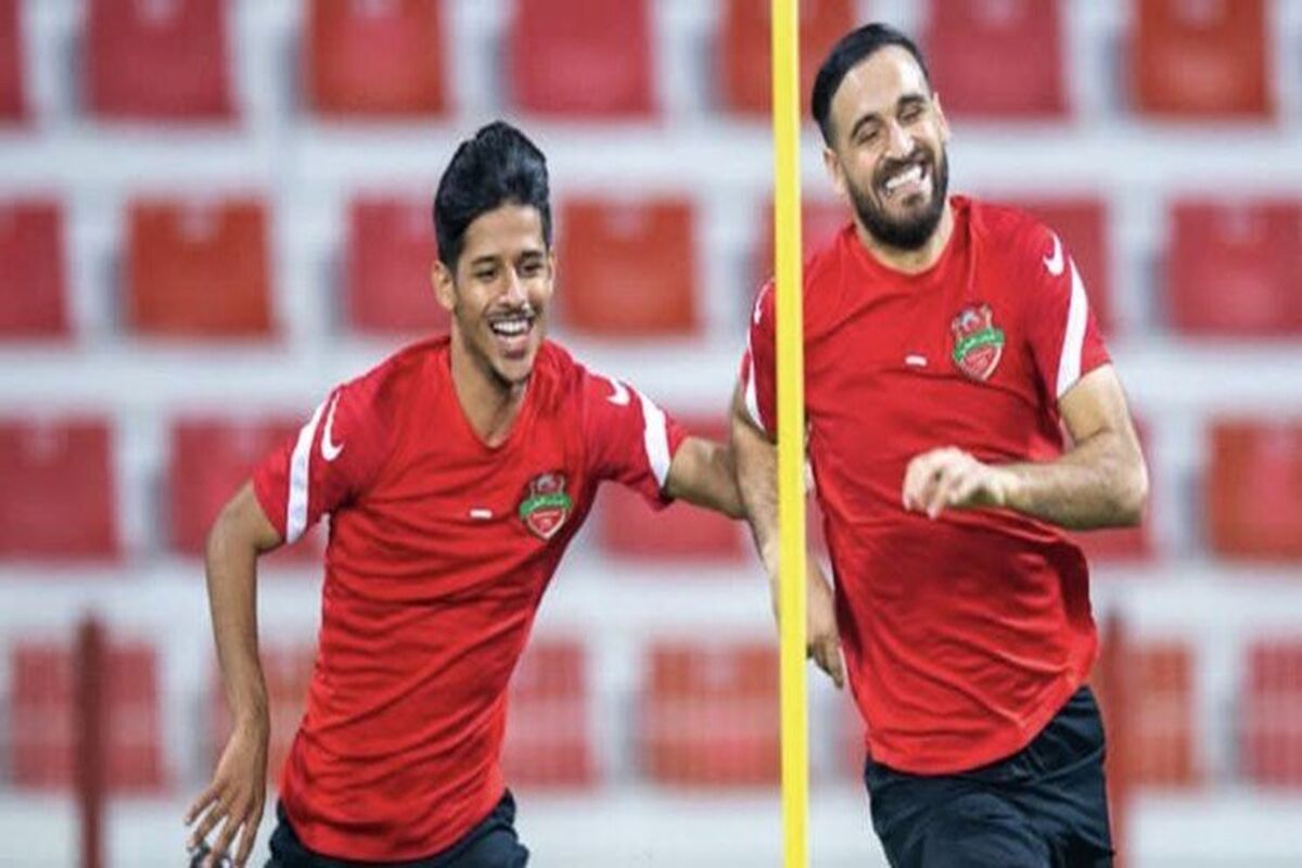 فرمانده پرسپولیس در اردوی تیم سرمربی استقلالی