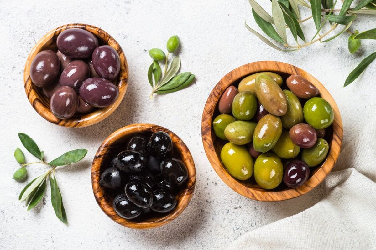 ترفندی آسان برای رفع تلخی زیتون