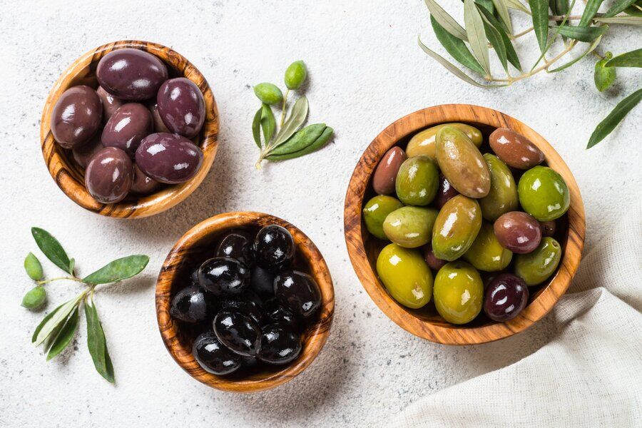 ترفندی آسان برای رفع تلخی زیتون