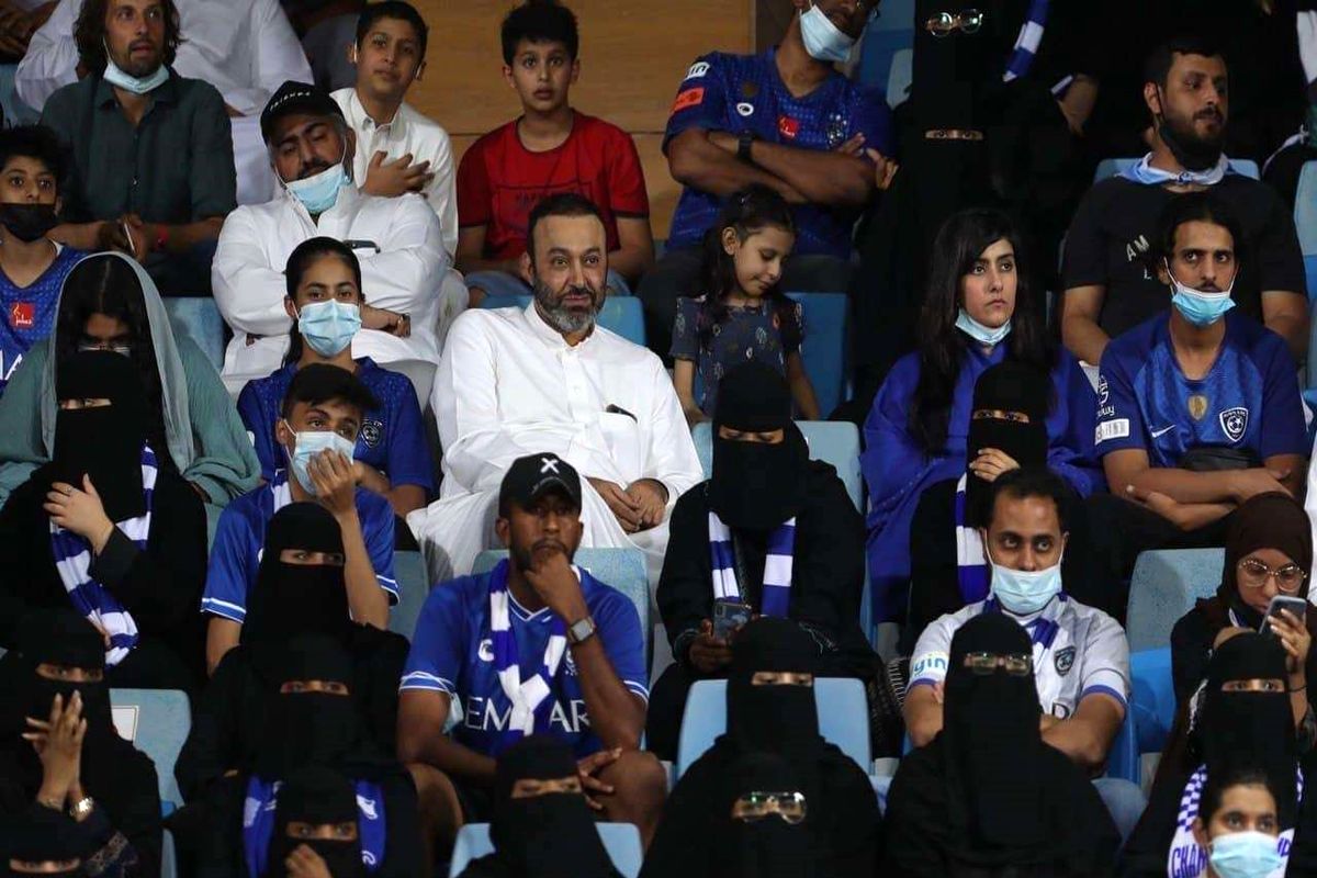 تصاویری غیرقابل باور از دختران هوادار الهلال عربستان