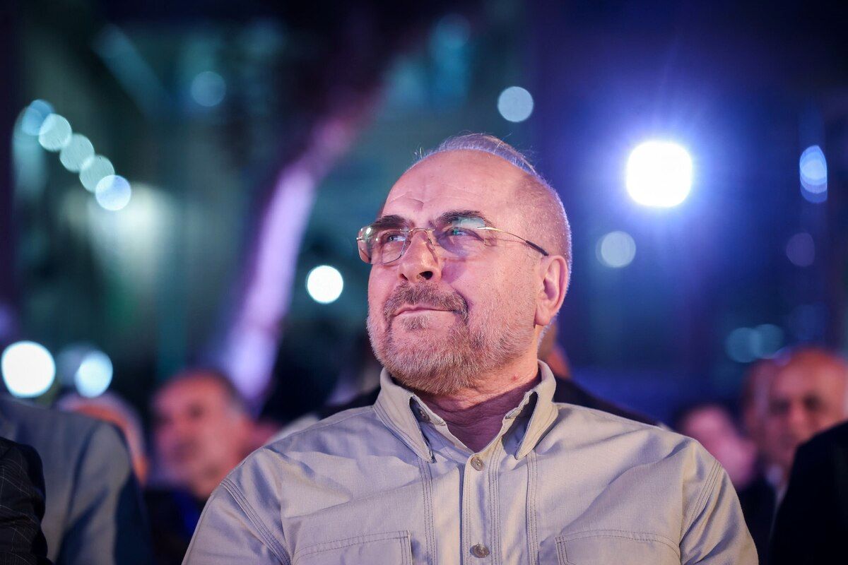 تصویری متفاوت و احساسی از  محمد باقر قالیباف در خیابان

