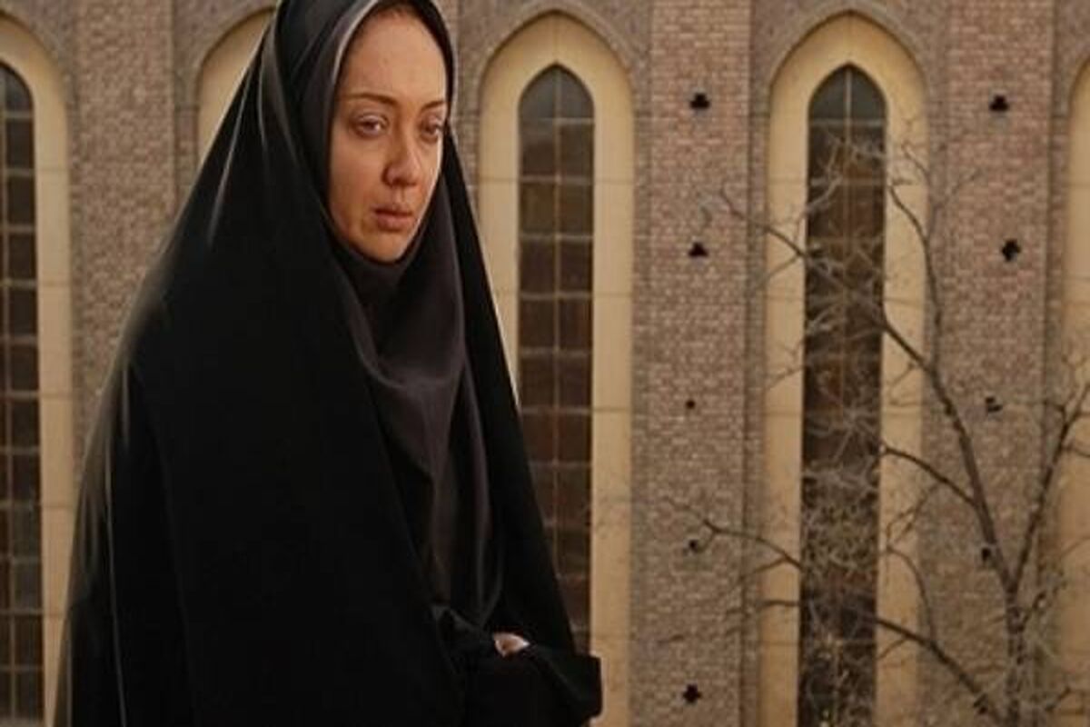 رونمایی از پوستر شخصیت نیکی کریمی در «دسته دختران»