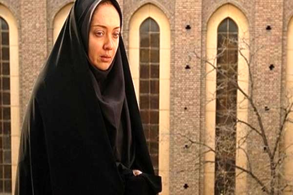 رونمایی از پوستر شخصیت نیکی کریمی در «دسته دختران»