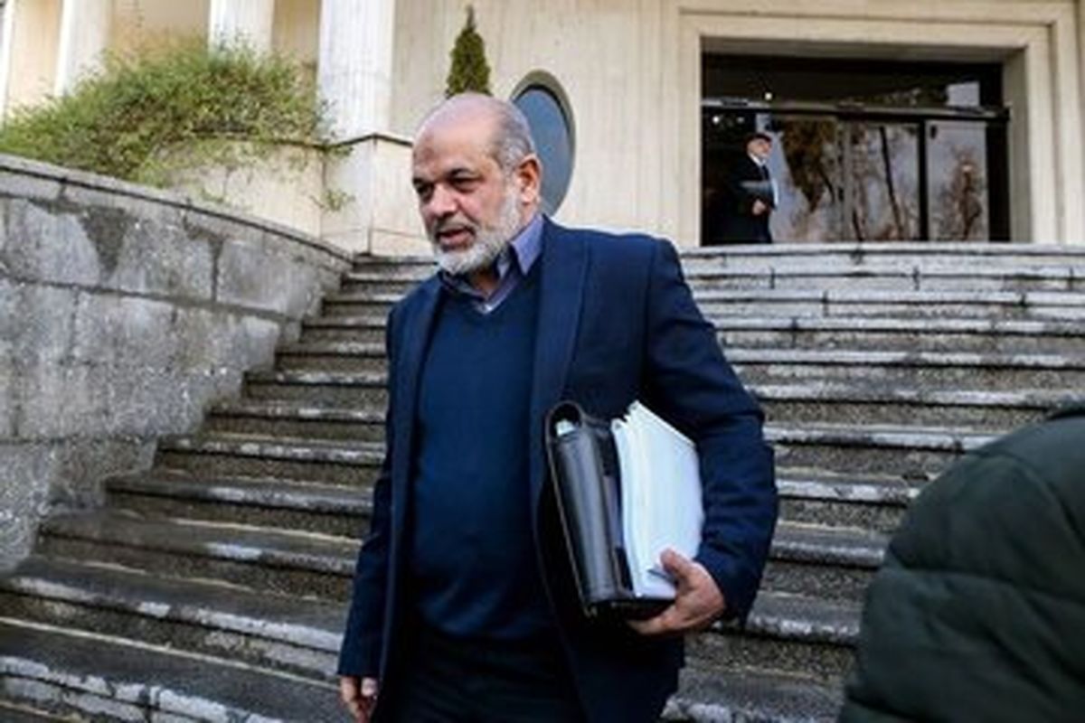 احمد وحیدی : مرحله دوم انتخابات در 15 تیر برگزار می شود
