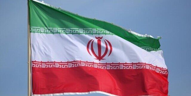 خبر جنجالی؛ نصب پرچم برعکس ایران در روسیه + عکس