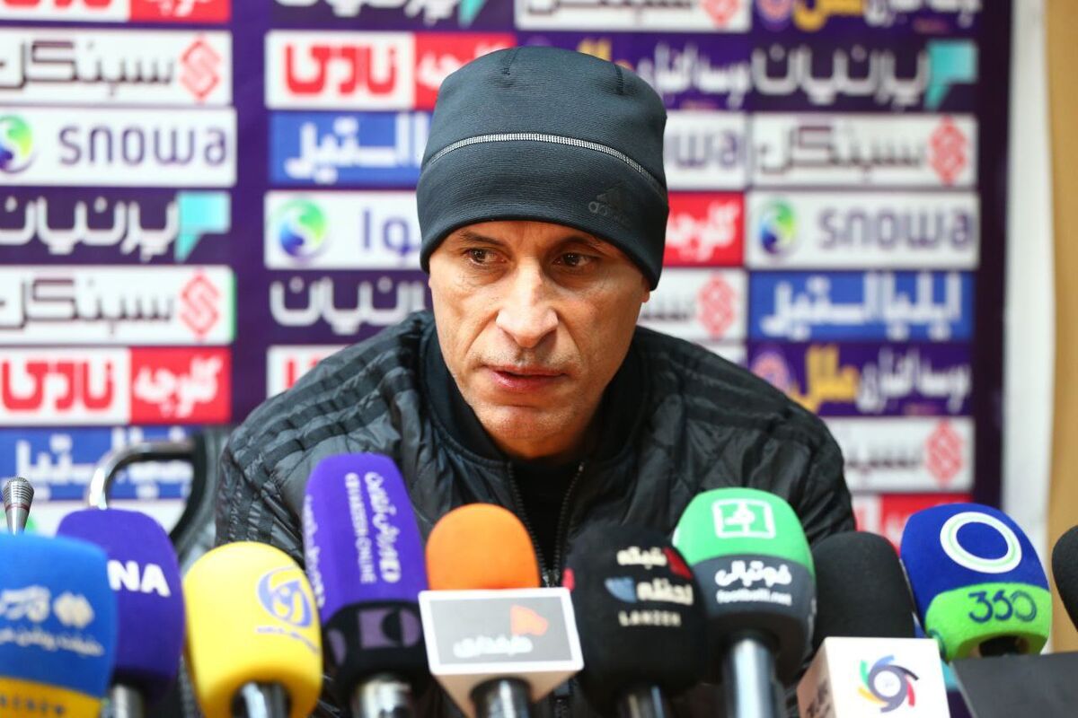 فولاد باز هم بدون سرمربی بازی می‌کند؟مشکل گل محمدی حل نشد؟