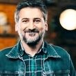 وحید آقاپور با شخصیت استاد بازگشت