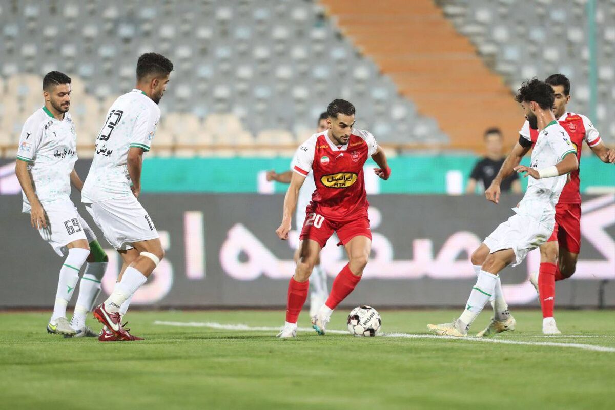 اصرار زاهدی برای جدایی از پرسپولیس