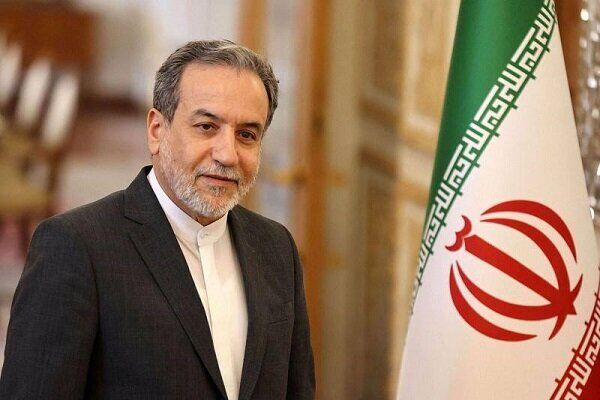 کافه‌گردی شبانه وزیر خارجه ایران در دوحه/ عکس