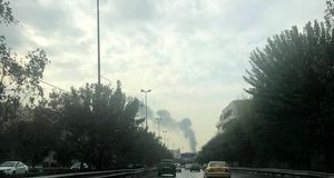 مینی‌بوس سرویس پرسنل در بزرگراه هاشمی تهران وازگون شد