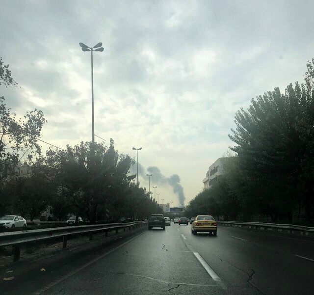 مینی‌بوس سرویس پرسنل در بزرگراه هاشمی تهران وازگون شد