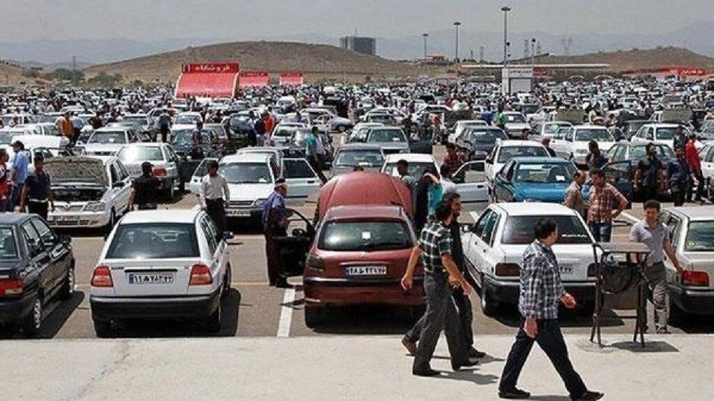 کاهش نسبی قیمت‌های محصولات ایران خودرو و سایپا در بازار