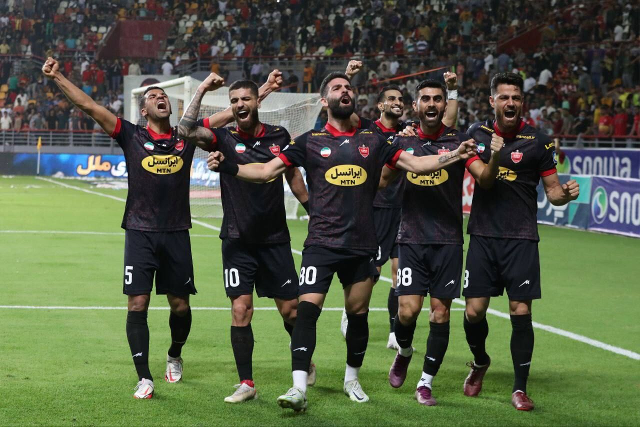 صعود شبانه پرسپولیس به صدر جدول