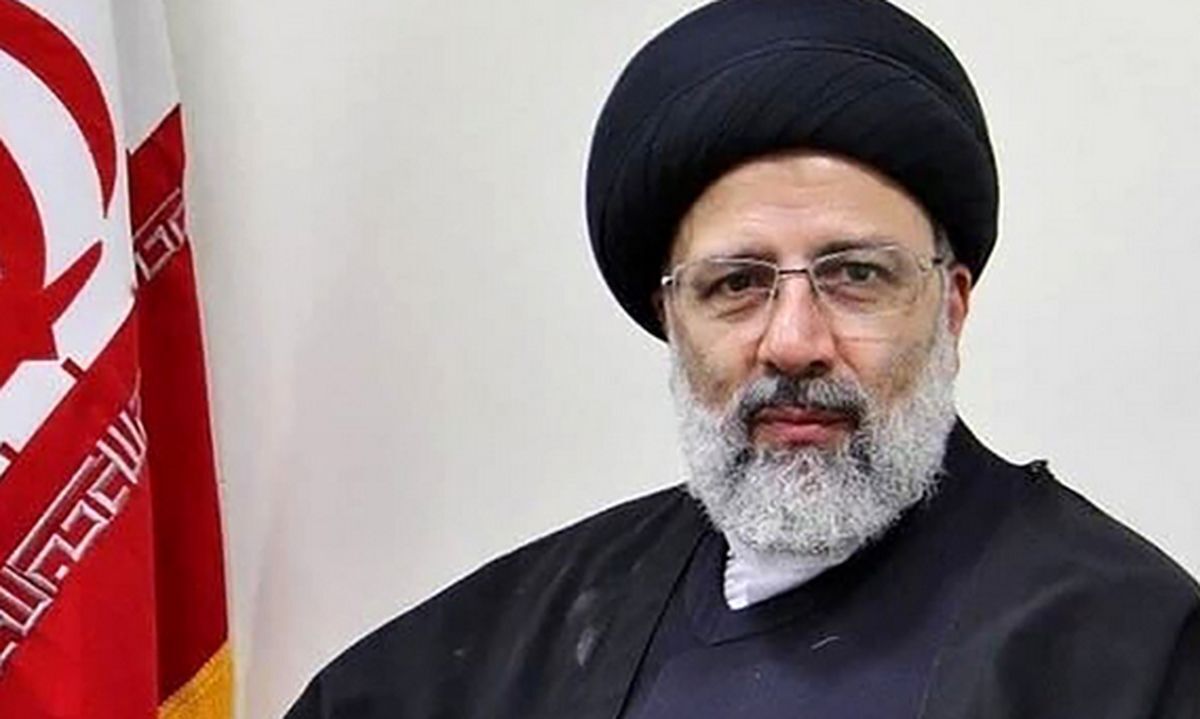 بازگشت آزادگان به میهن هیچ گاه از خاطر مردم قدرشناس و حق باور ما زدوده نخواهد شد