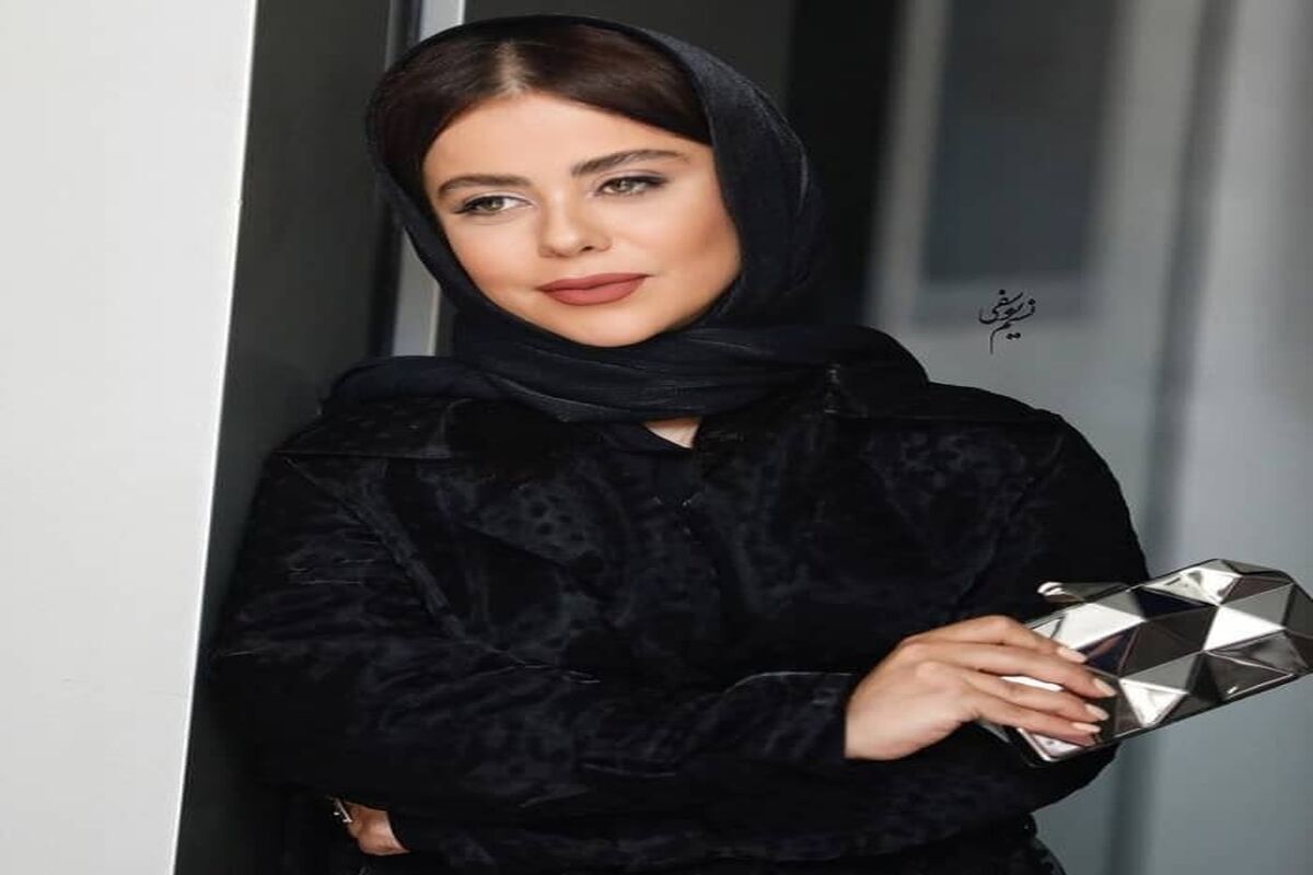 غوغای خانم بازیگر در کنسرت اشوان/ فیلم