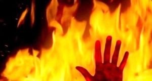 مردی که همسرش را با بنزین آتش زد/ دخترخاله‌ام مرا جادو کرده بود
