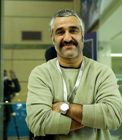 پژمان جمشیدی با شلوارک در فرودگاه تورنتو رویت شد!/ تصاویر