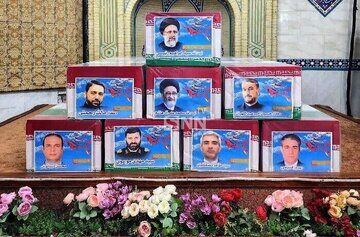 علت تشییع پیکرشهید رئیسی در بیرجند /  تصویری ازحضور ملت داغدیده بیرجند در خیابان ها