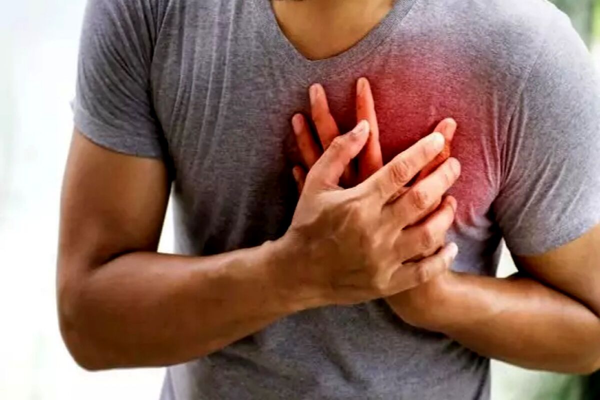 هر ساعت نشستن چقدر از عمر قلب کم می‌کند؟