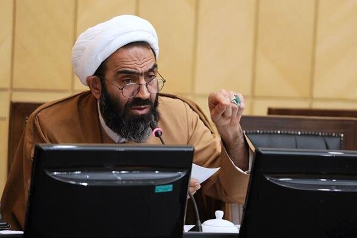 نقدعلی، نماینده مجلس: تعطیلی شنبه پیام خوبی به جهان اسلام نمی‌دهد

