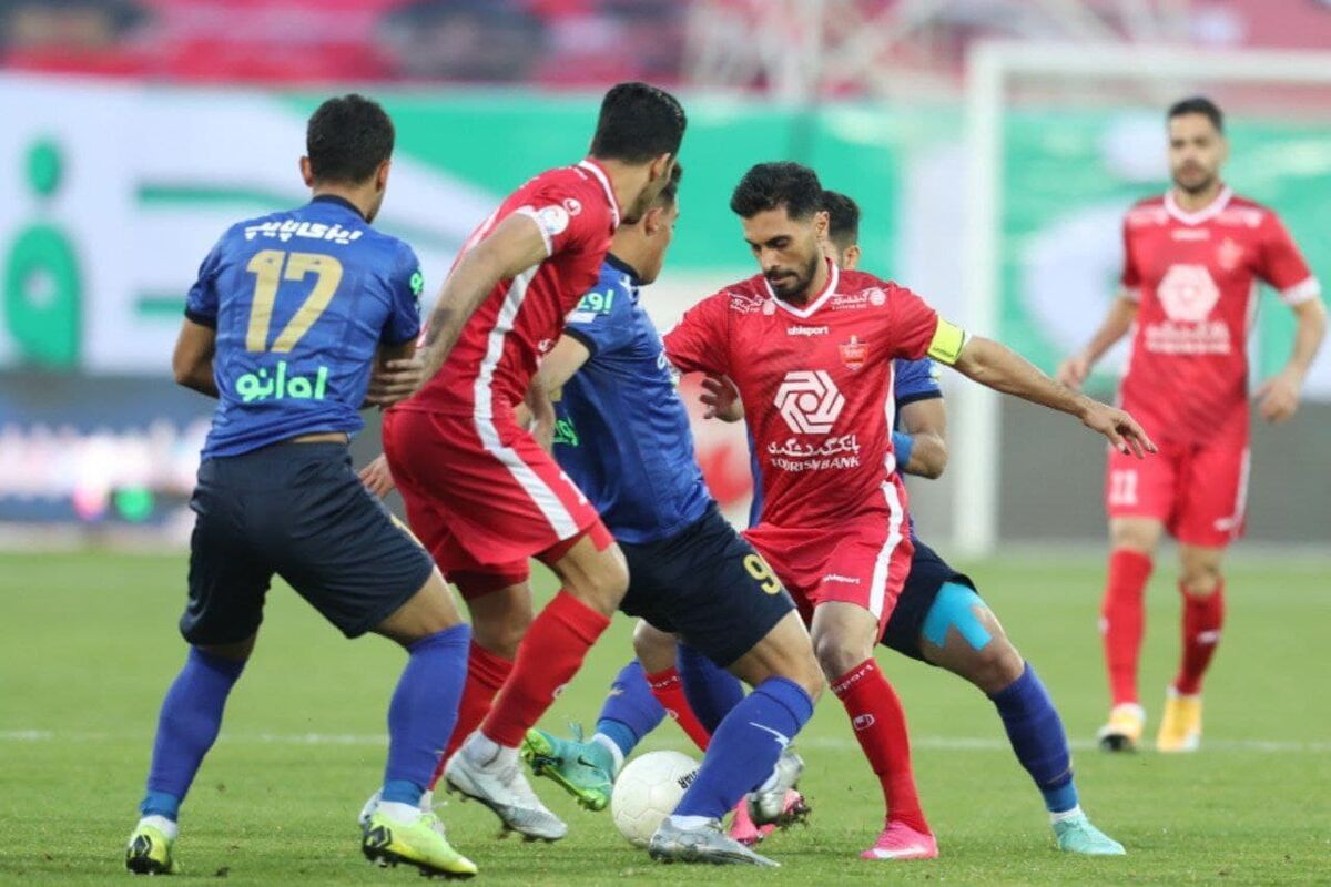 ترکیب استقلال و پرسپولیس لو رفت!
