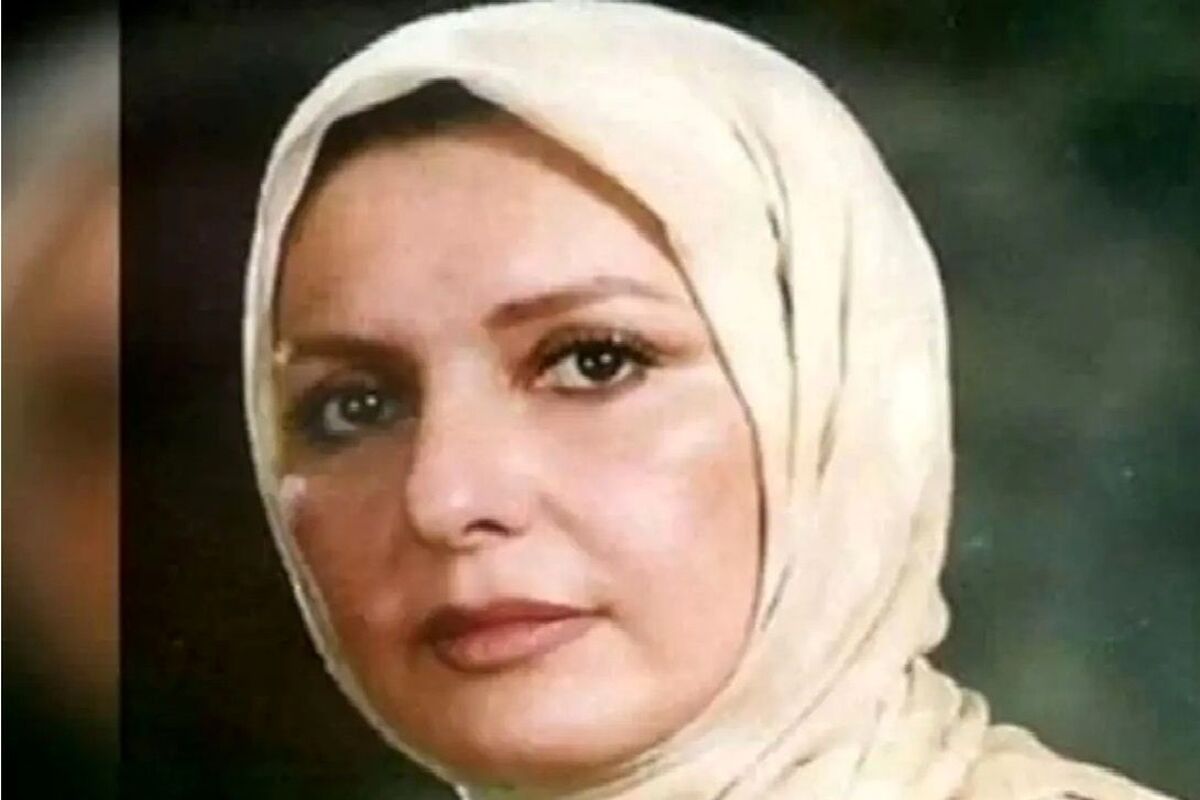 «منوچهر نوذری» در کنار «گوگوش» در مراسم عقد پسرش «ایرج نوذری»