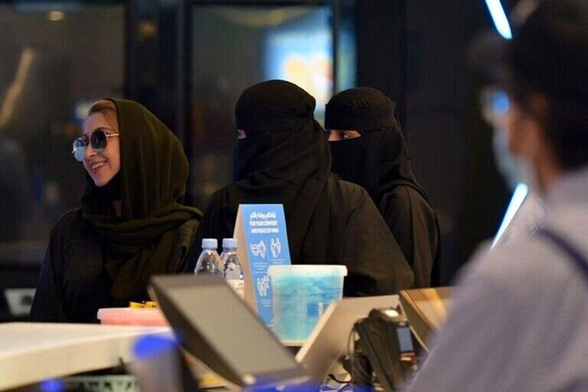 پوشاندن مو و گردن زنان عربستانی در عکس کارت ملی لغو شد