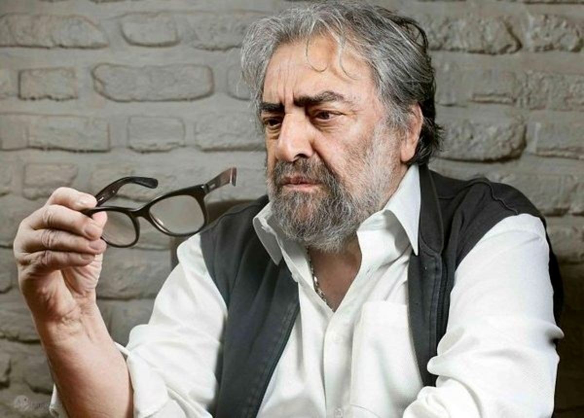 عکسی دیدنی از گیتی پاشایی در کنار مسعود کیمیایی و پسرشان پولاد