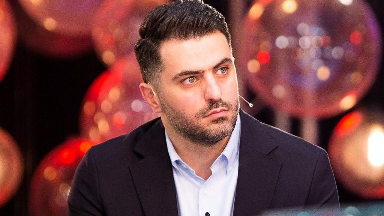  علی ضیا ممنوع‌الکار شد!