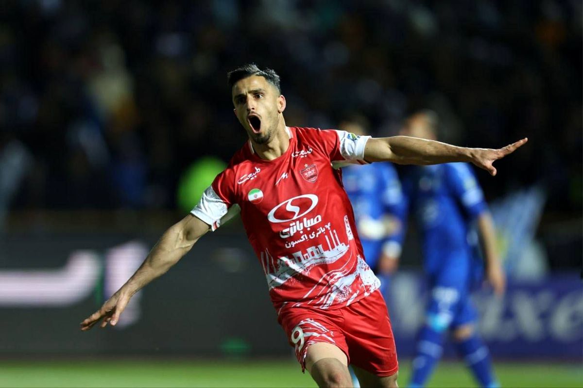 خلاصه بازی مس رفسنجان ۰ - پرسپولیس 3؛ جدال سرخ ها برای سهمیه آسیایی!