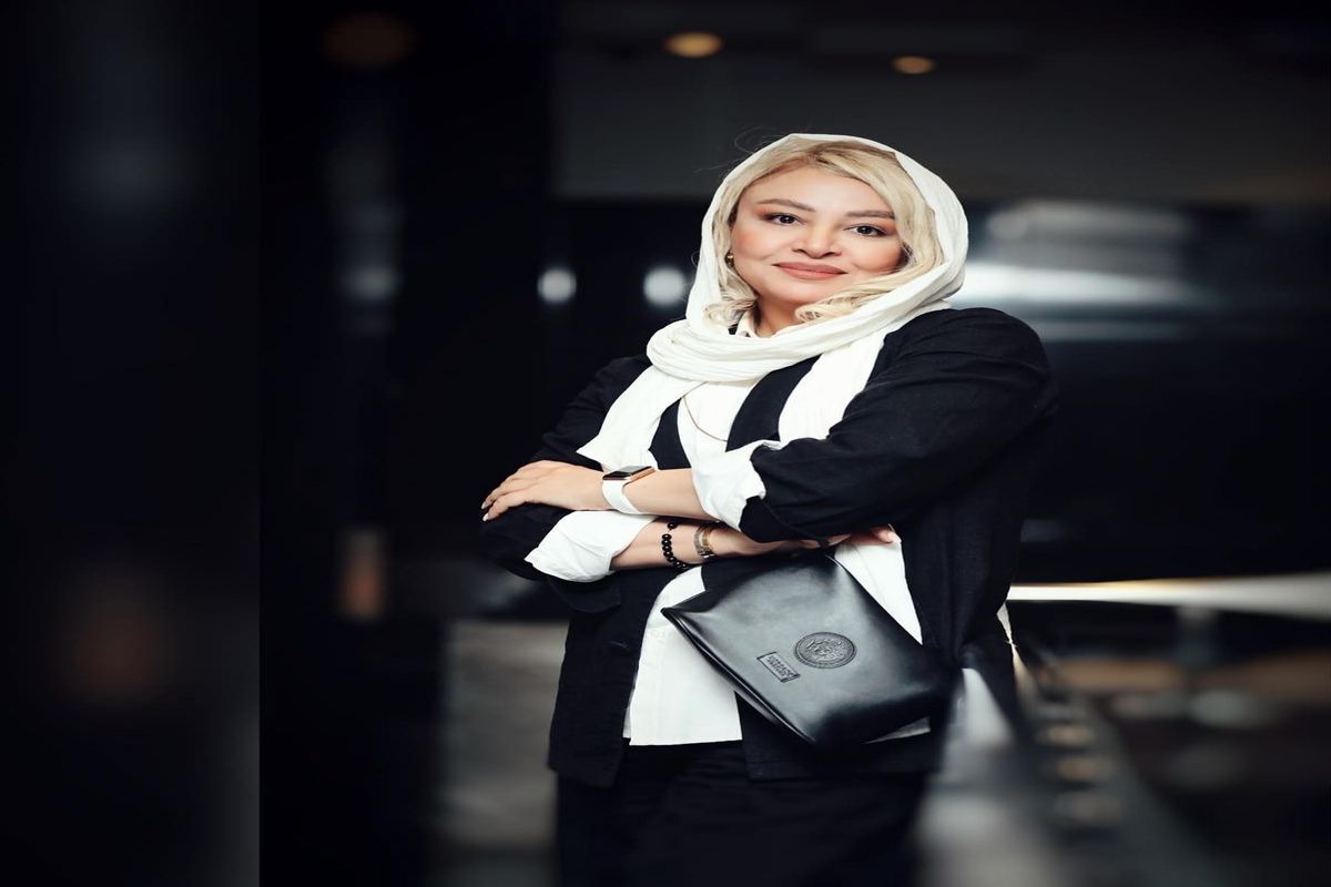  مه لقا باقری با استایل آلاگارسونی بعد از طلاق از جواد عزتی!/ عکس