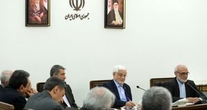 عارف: دولت و نهادهای عمومی یک هدف مشترک دارند