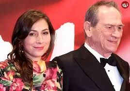 فوت دختر جوان آقای بازیگر در راهرو هتل!