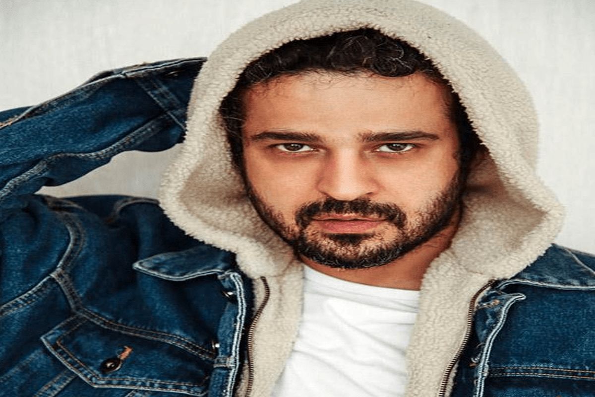 مجتبی پیرزاده بعد از مدتها آفتابی شد/ فیلم