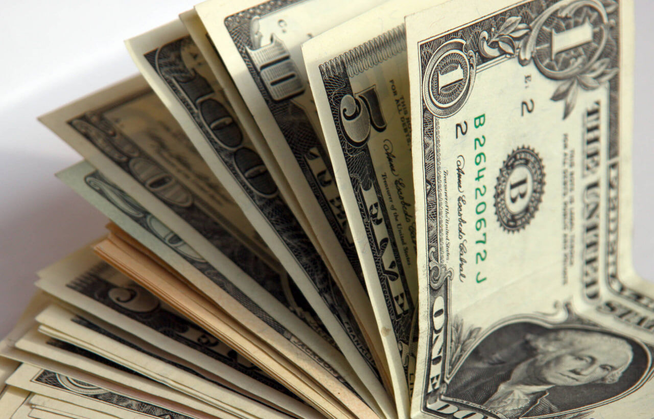 اتفاق مهم در بازار ارز/ دلار با سر زمین خورد