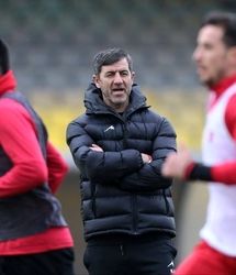 کریم باقری خیلی شیک پاسخ بیانیه تراکتوری‌ها را داد